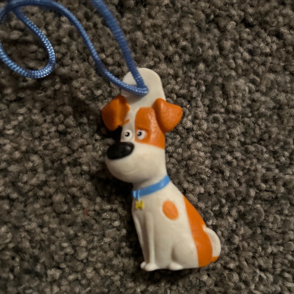 General Mills Secret Life of Pets keychain MAX